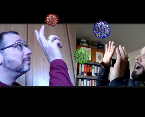 Gerrit Mathis und Benjamin Elsner spielen mit Coronabakterien